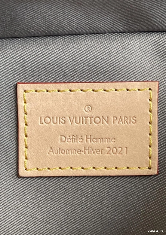 WIS TRUNK VUITTON LOUIS HANDLE 0820
